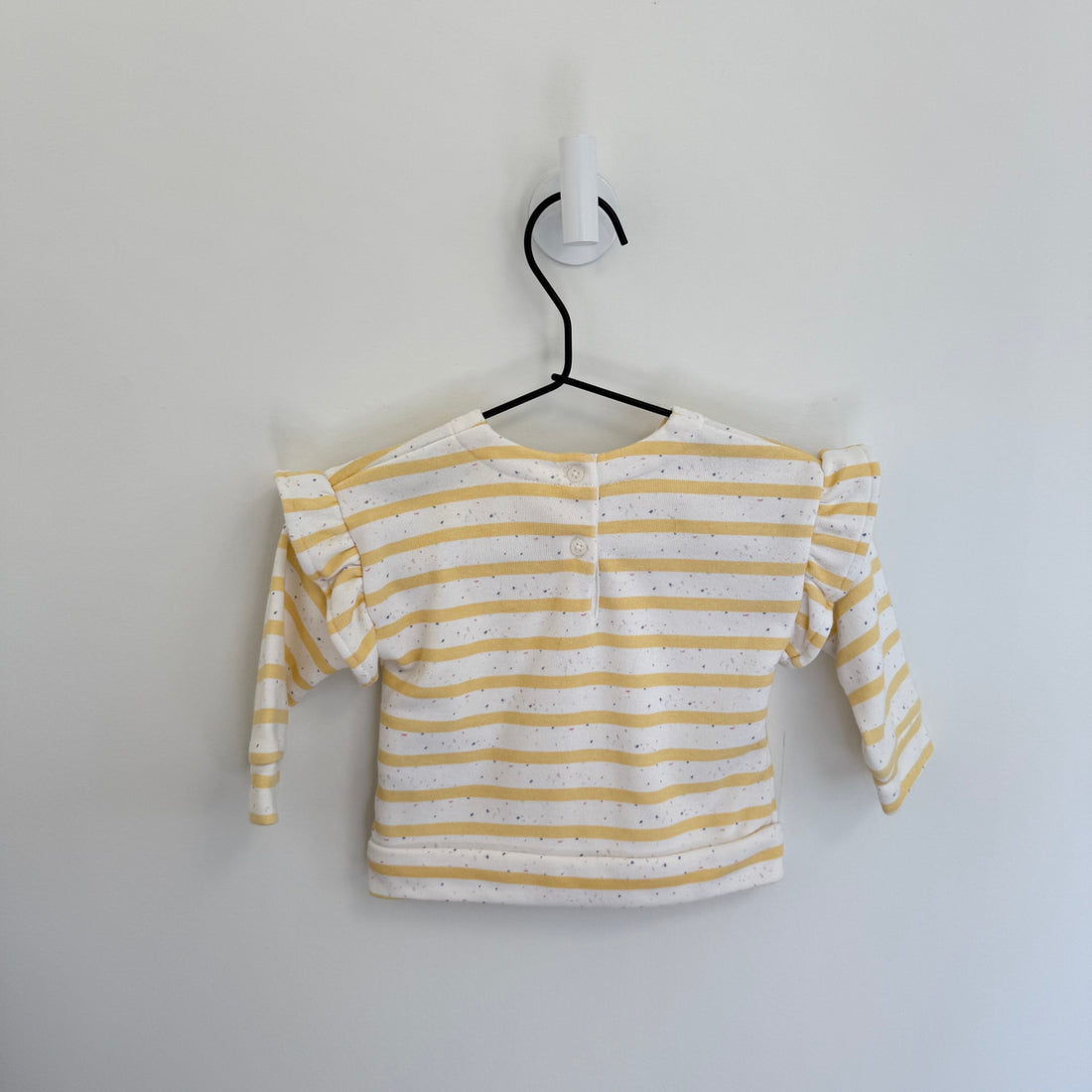 GAP sweater 3-6 months