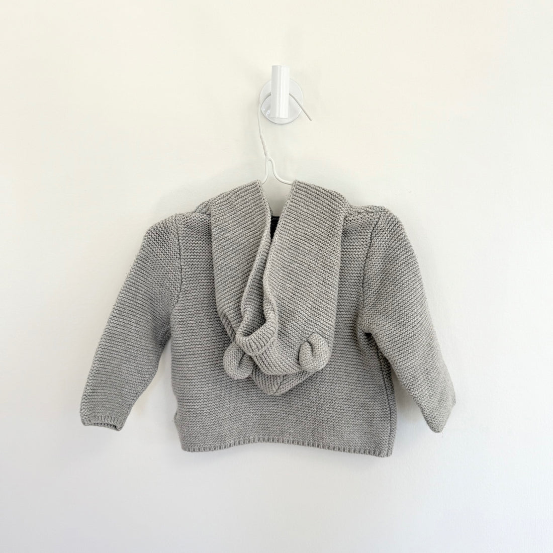 GAP Sweater 6-12 months