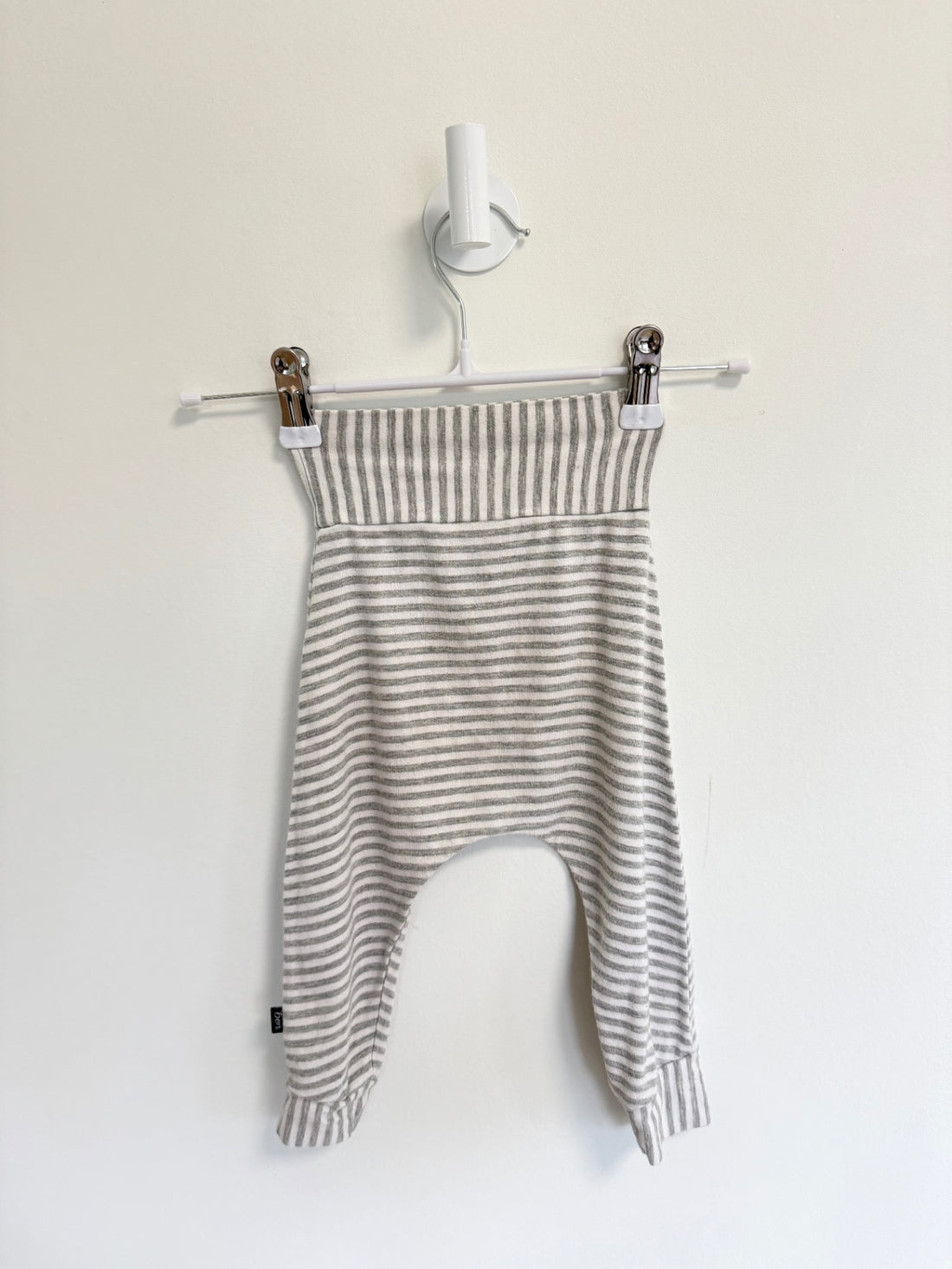 VonBon Pants 12-18 months Grey and White