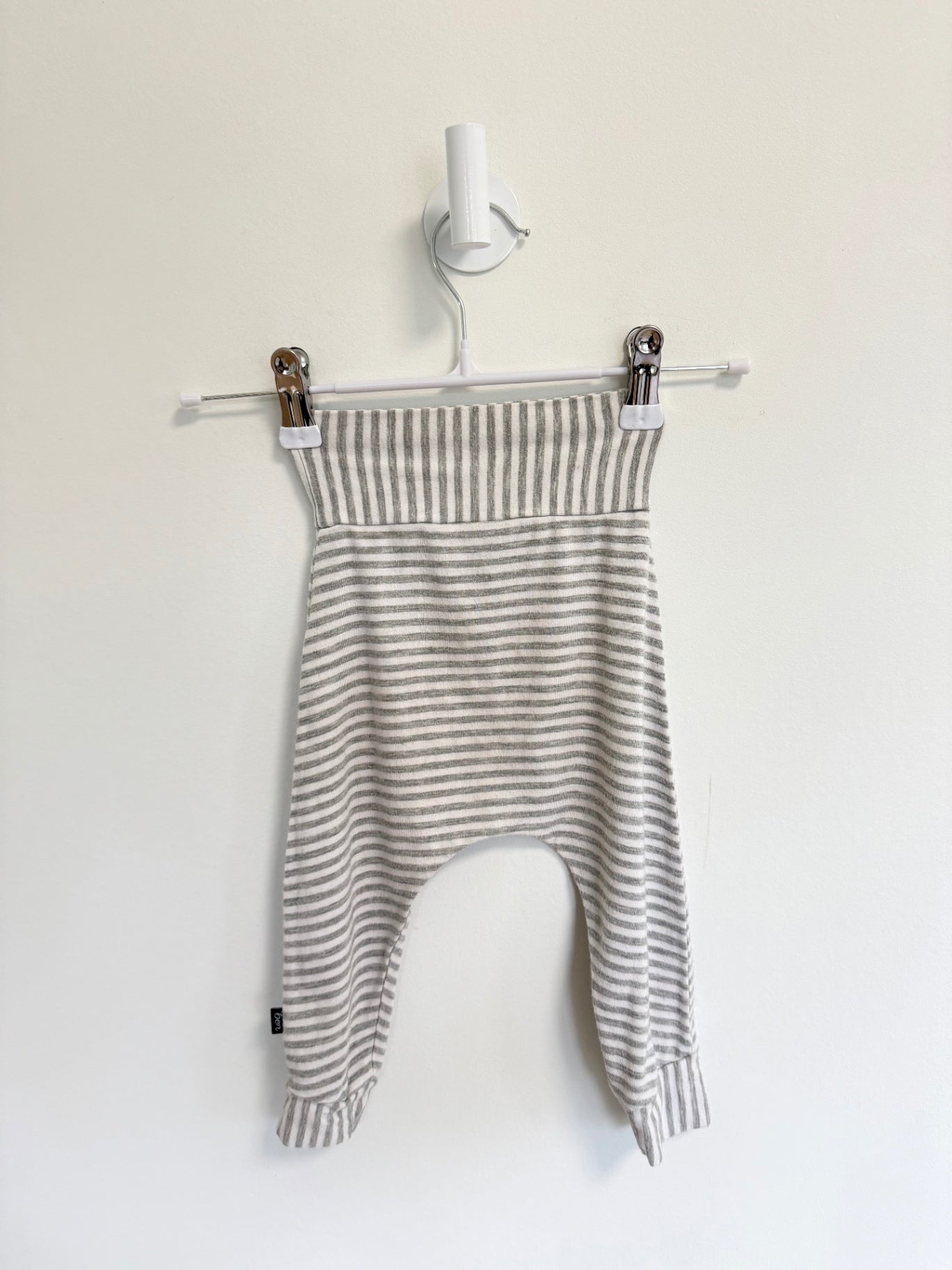 VonBon Pants 12-18 months Grey and White