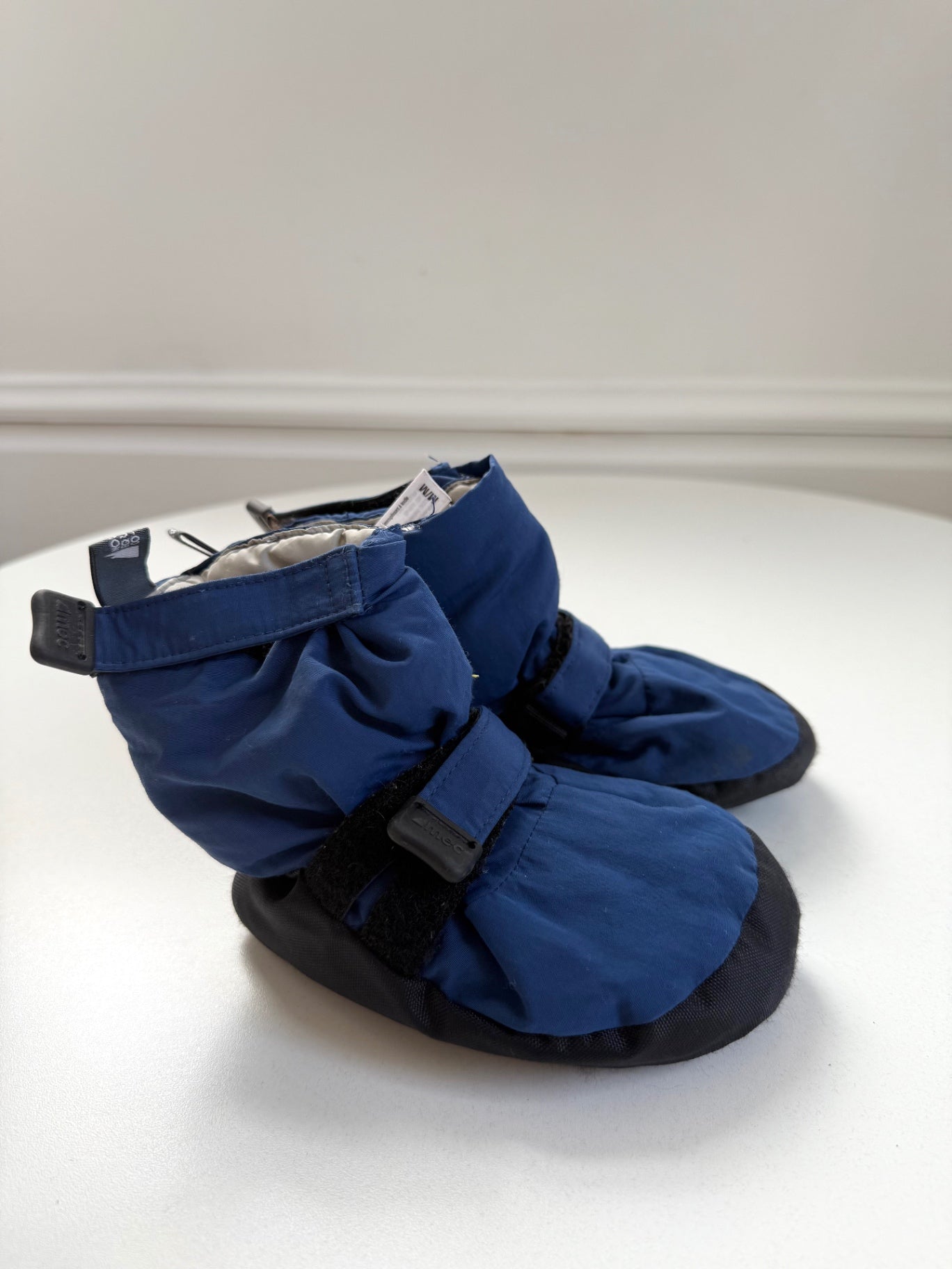 MEC Toaster Booties Size M/8 Blue