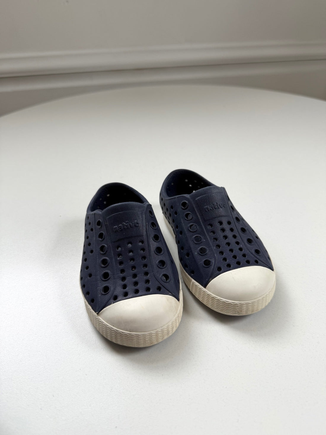 Native Slip-On Shoes Size C8