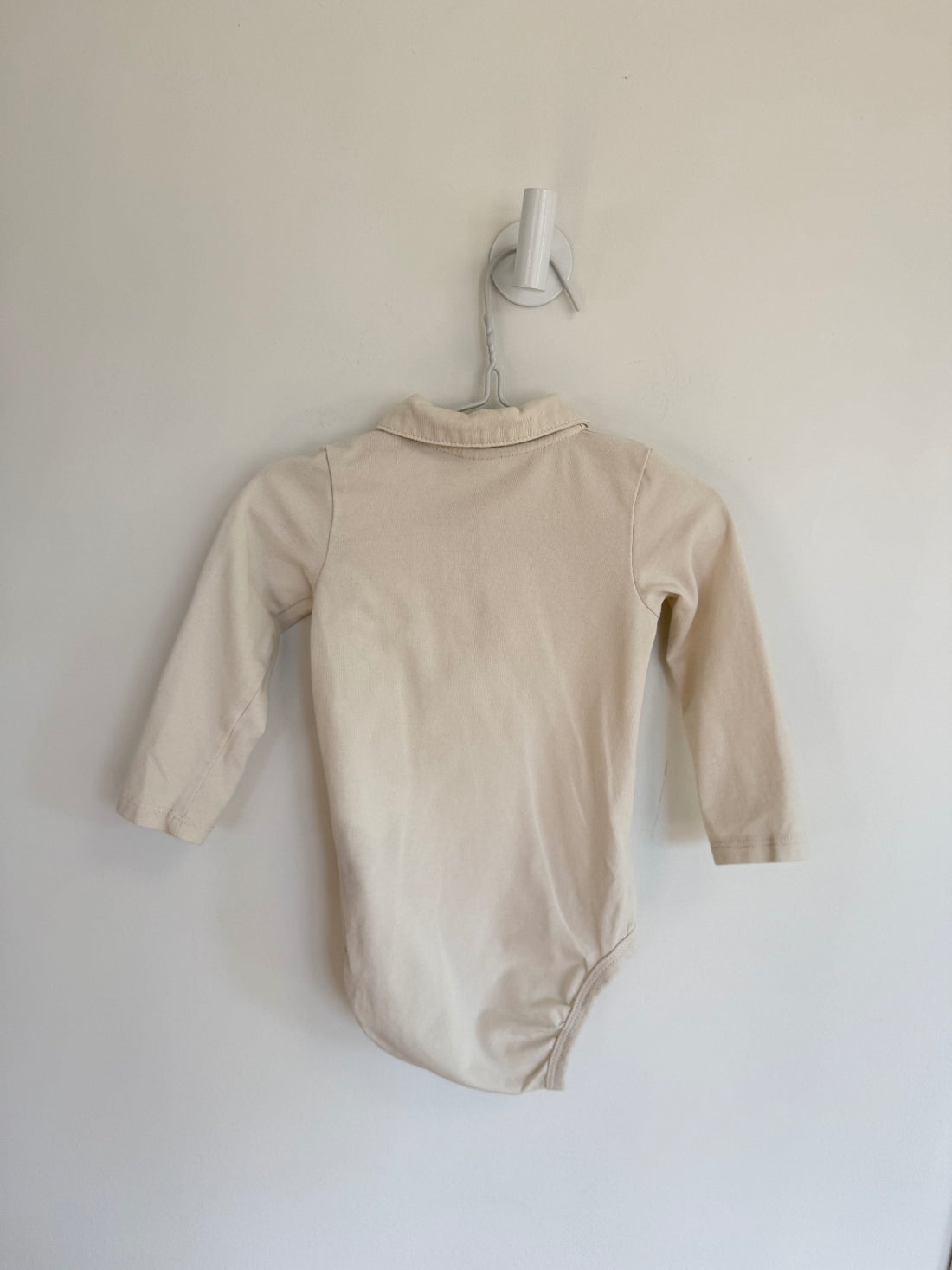 H&M Bodysuit 9-12 months