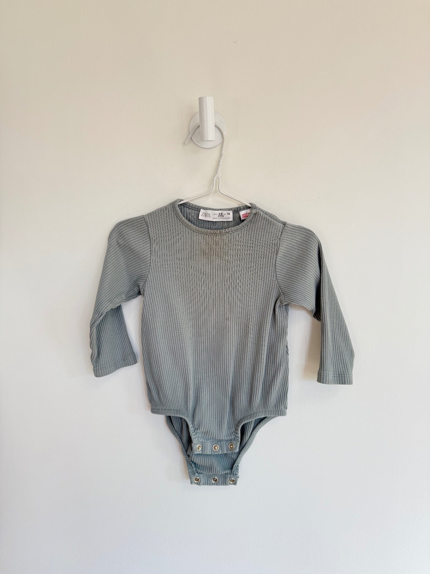 Play Bundle Zara Bodysuit 6-9 months