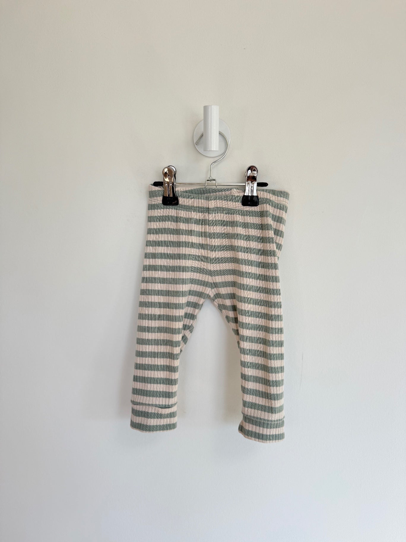 H&M 2pc Set 6-9 Months