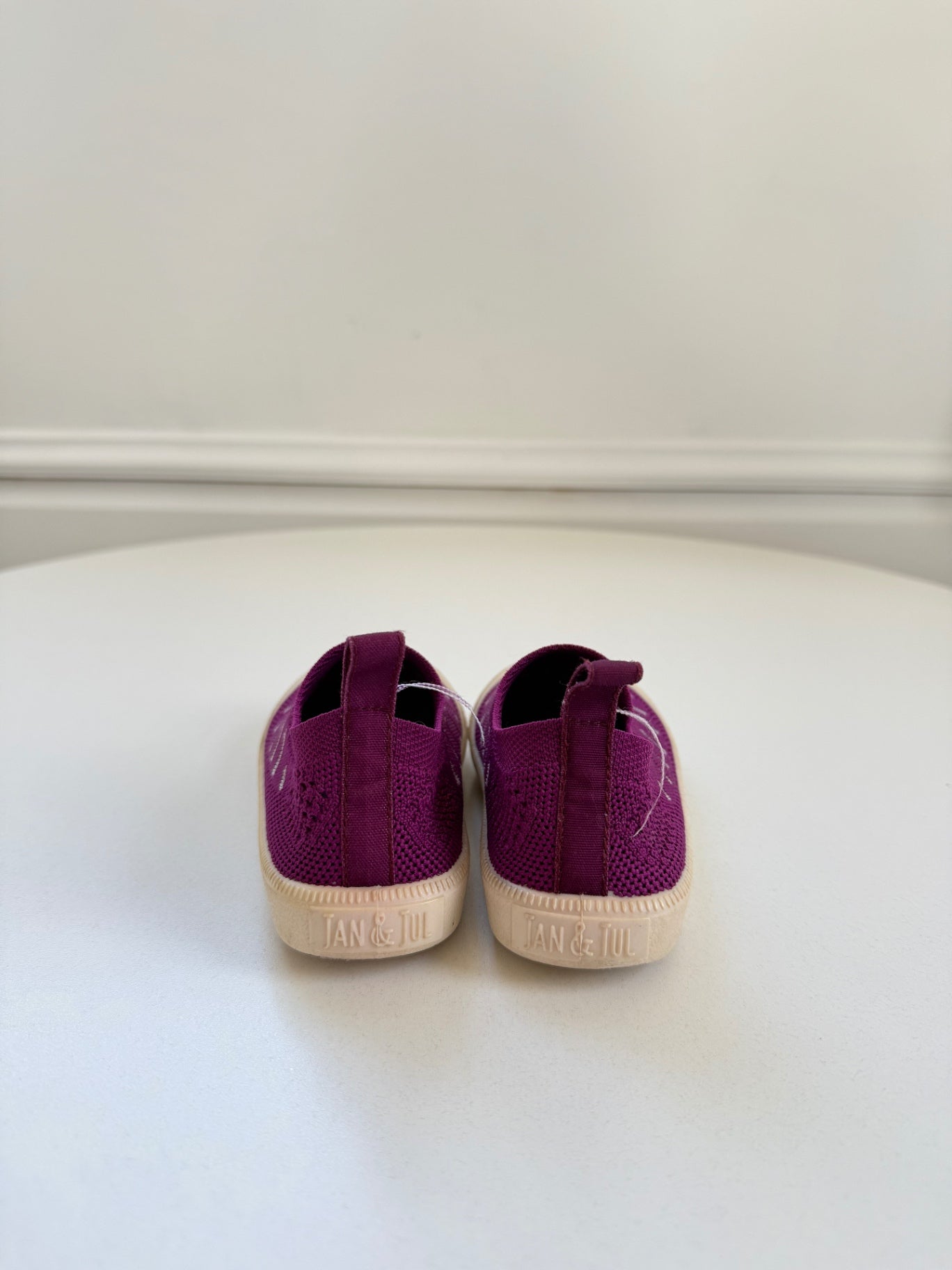 Jan & Jul Breeze Slip On Size 9
