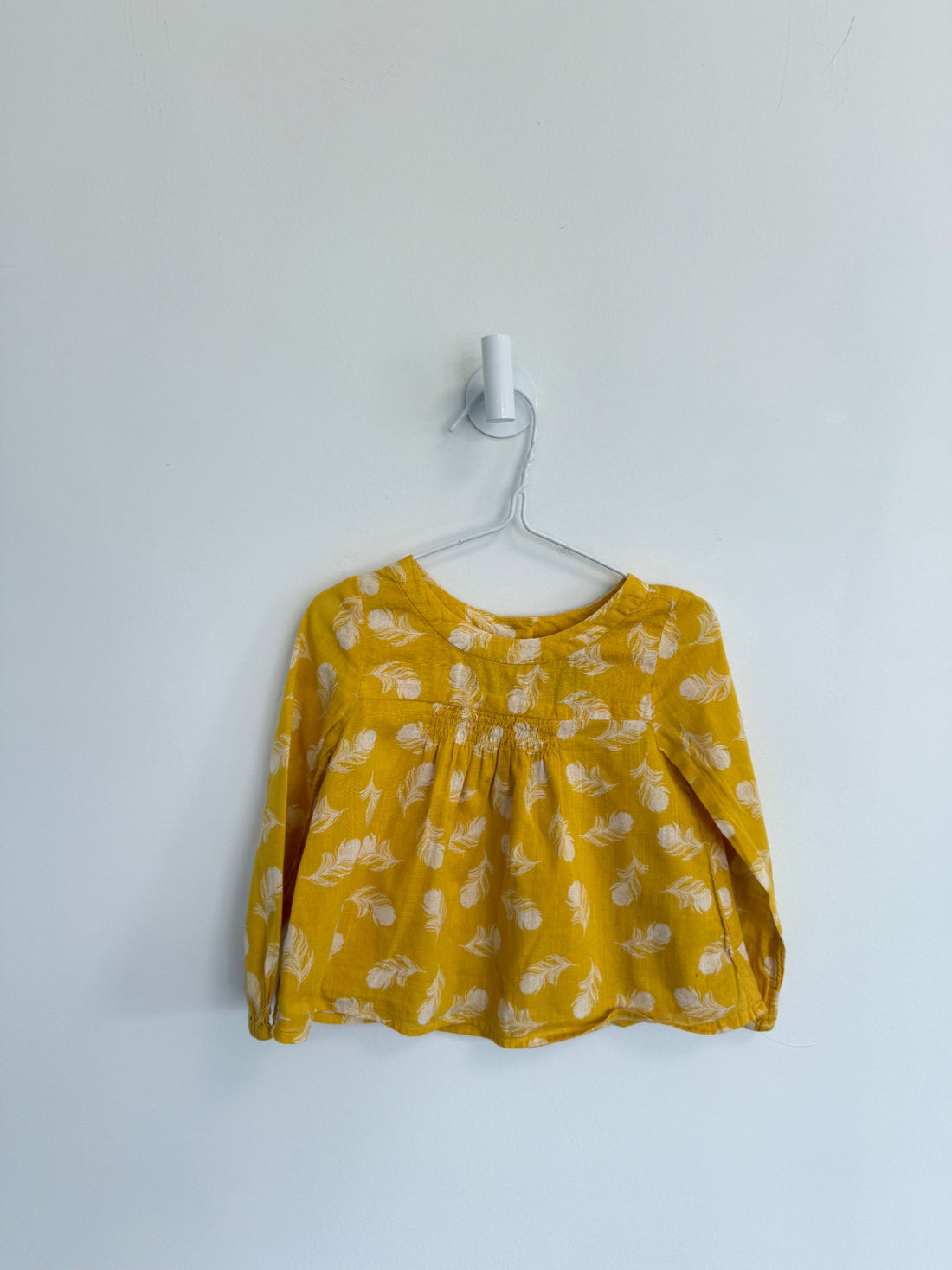 GAP Top 2 years Yellow