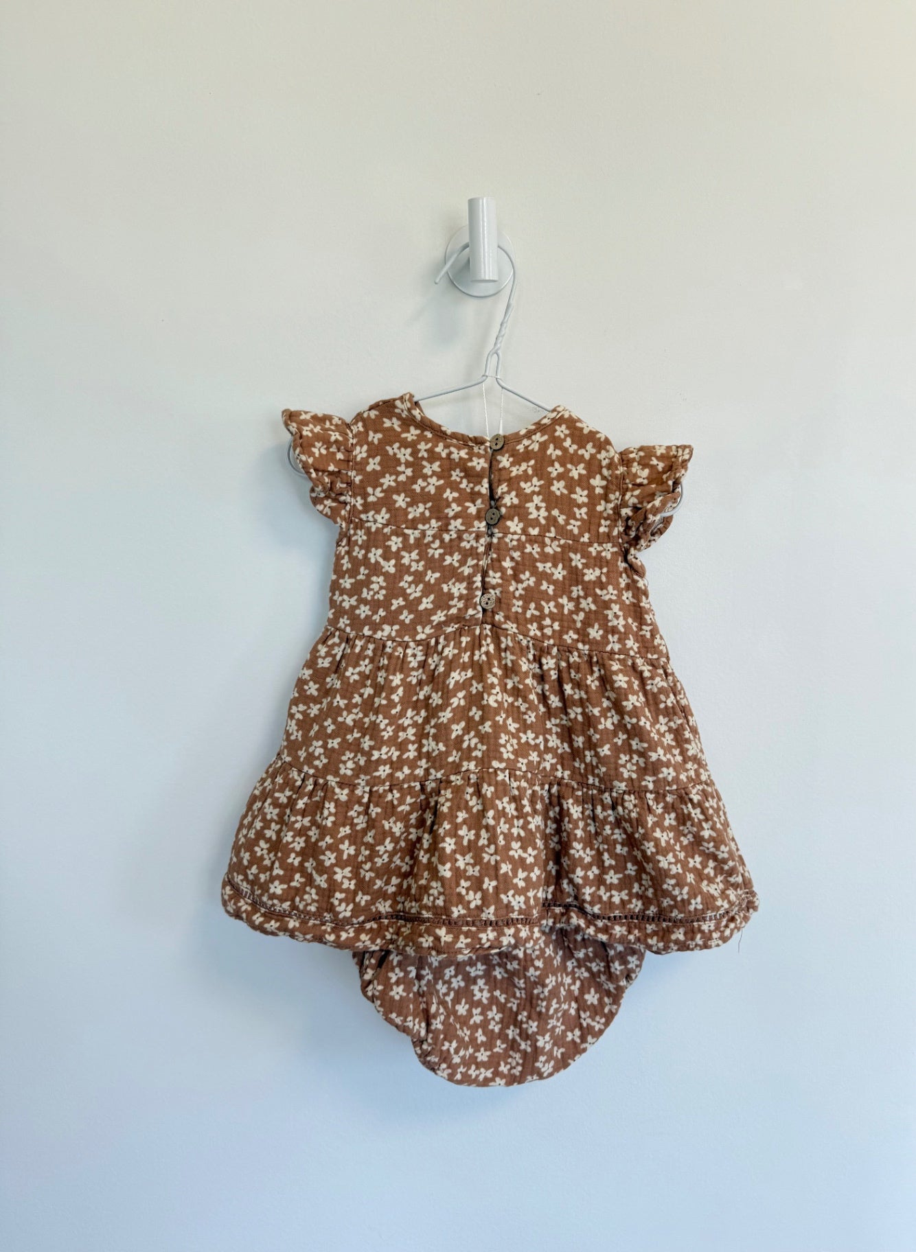 Quincy Mae Dress w/bloomers 12-18 months Tan w/flowers