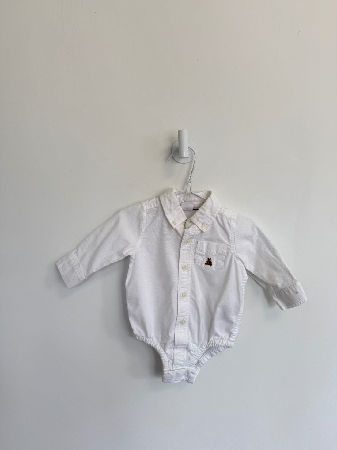 Gap Onesie 3-6 months