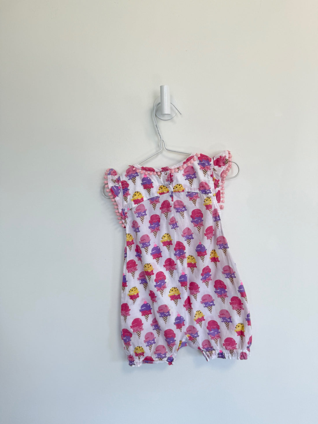 Hatley Romper 9-12 months pink popsicles