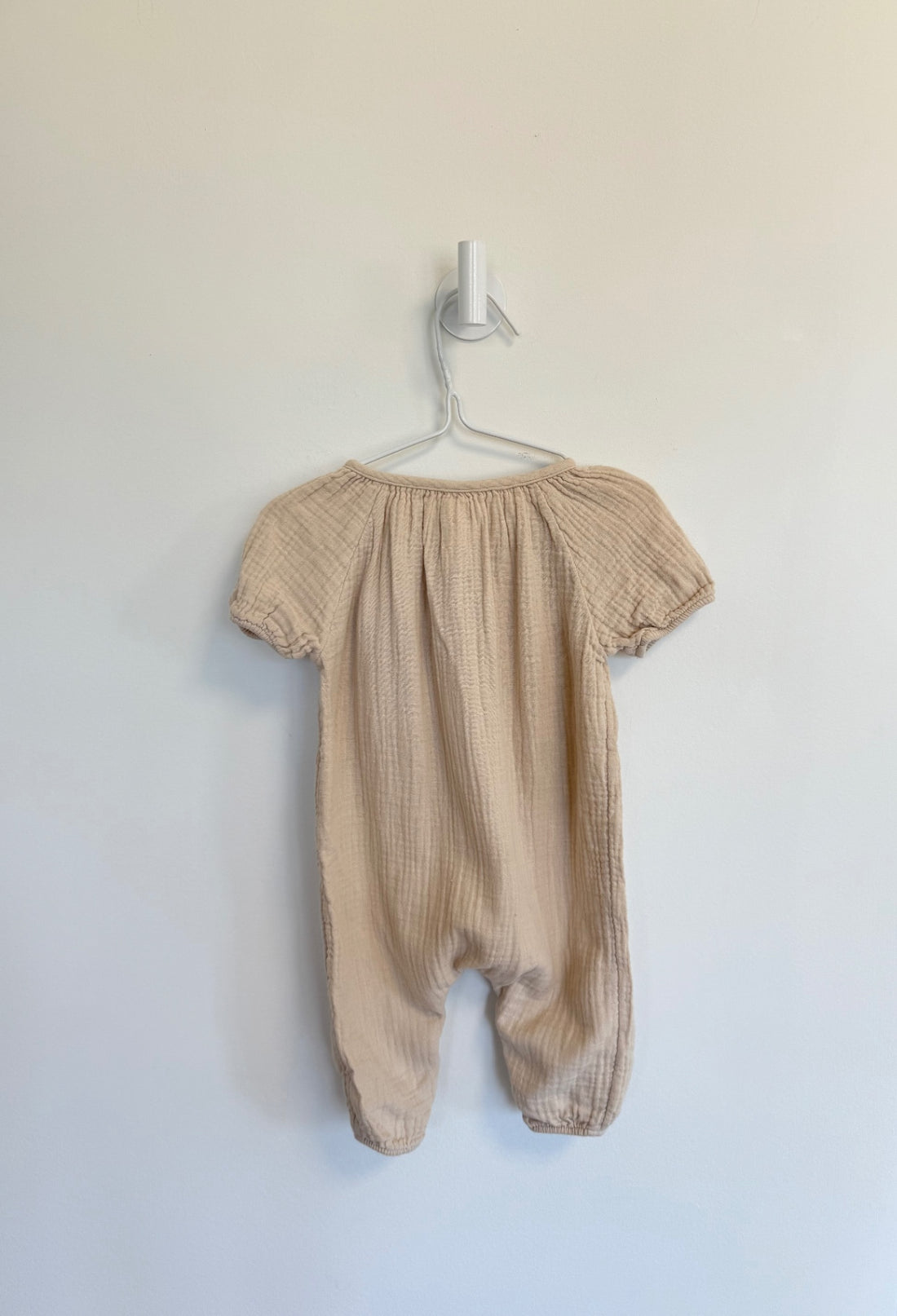 H&M Romper 4-6 months Beige