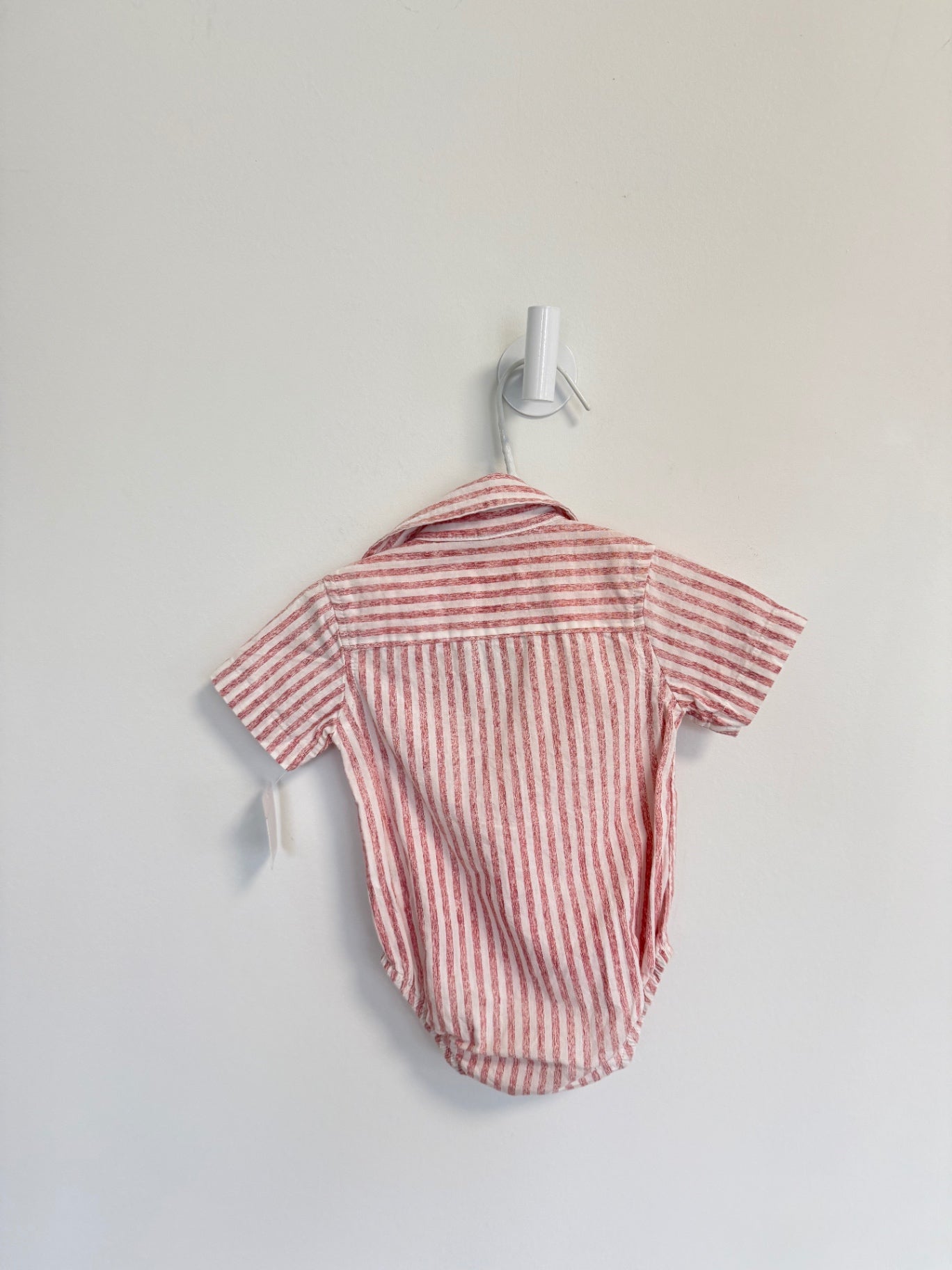 Sovereign 2 pc set 3 months red/white stripe