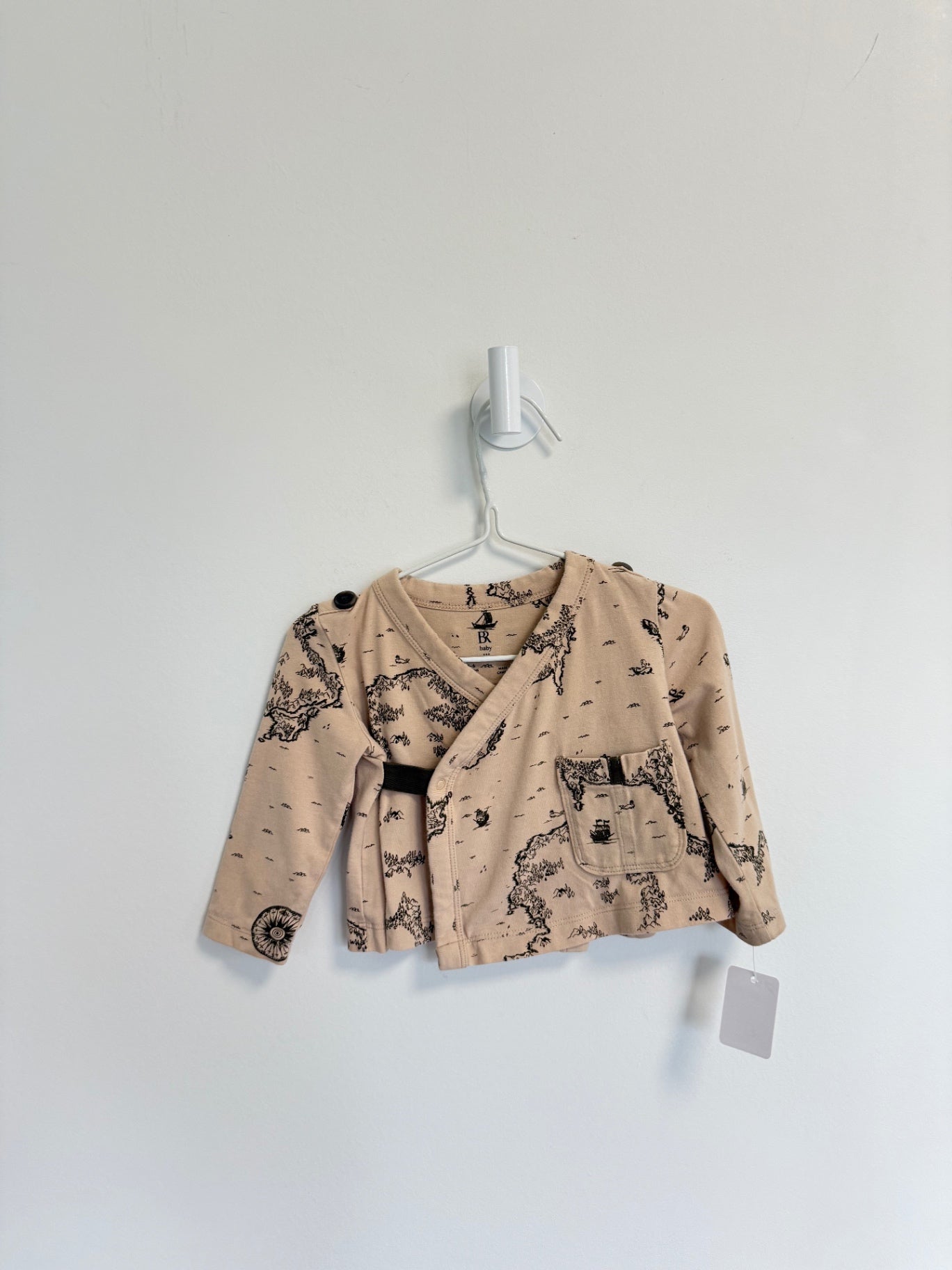 Banana Republic Baby 2 pc set 3-6 months Beige