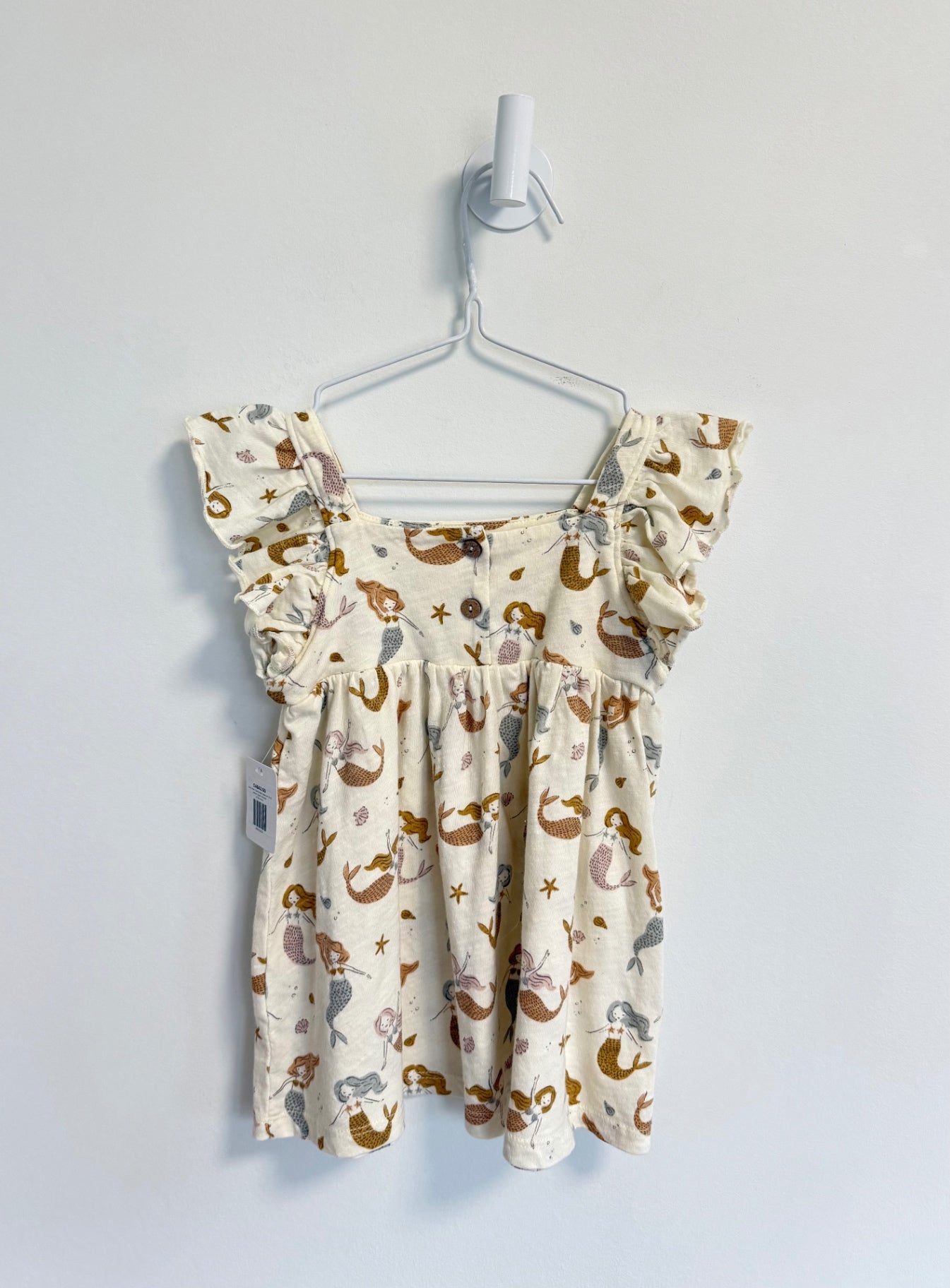Quincy Mae 2 piece set 12-18 months Cream mermaids
