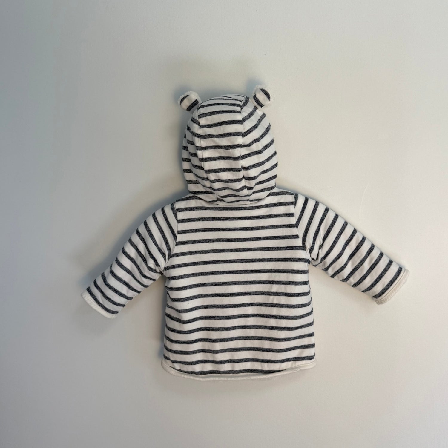 H&amp;M Hoodie 2-4 months