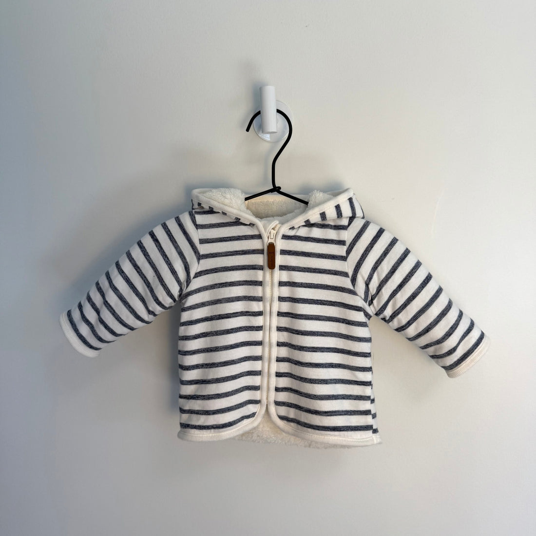 H&amp;M Hoodie 2-4 months