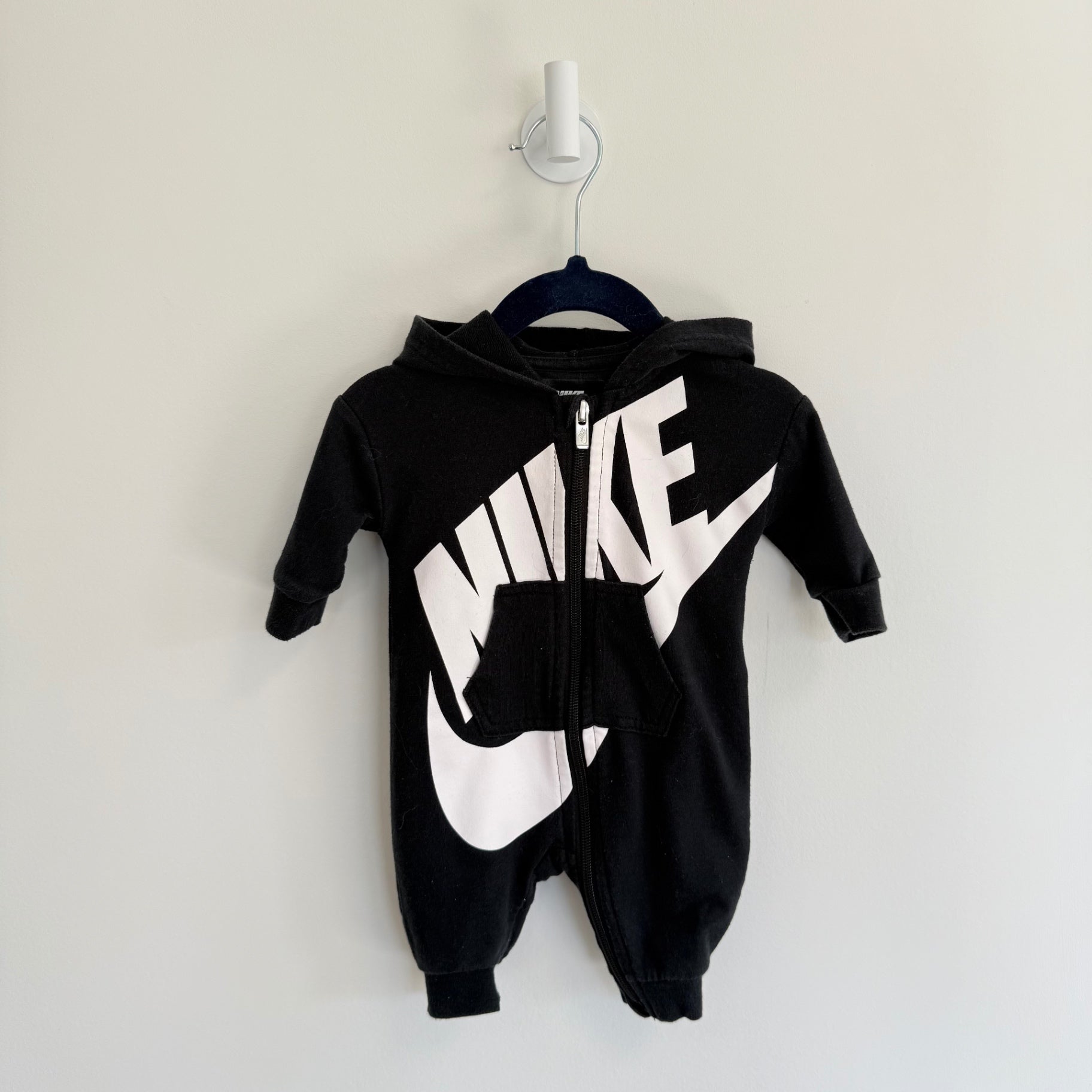 NIKE Romper 3 Months Black and white