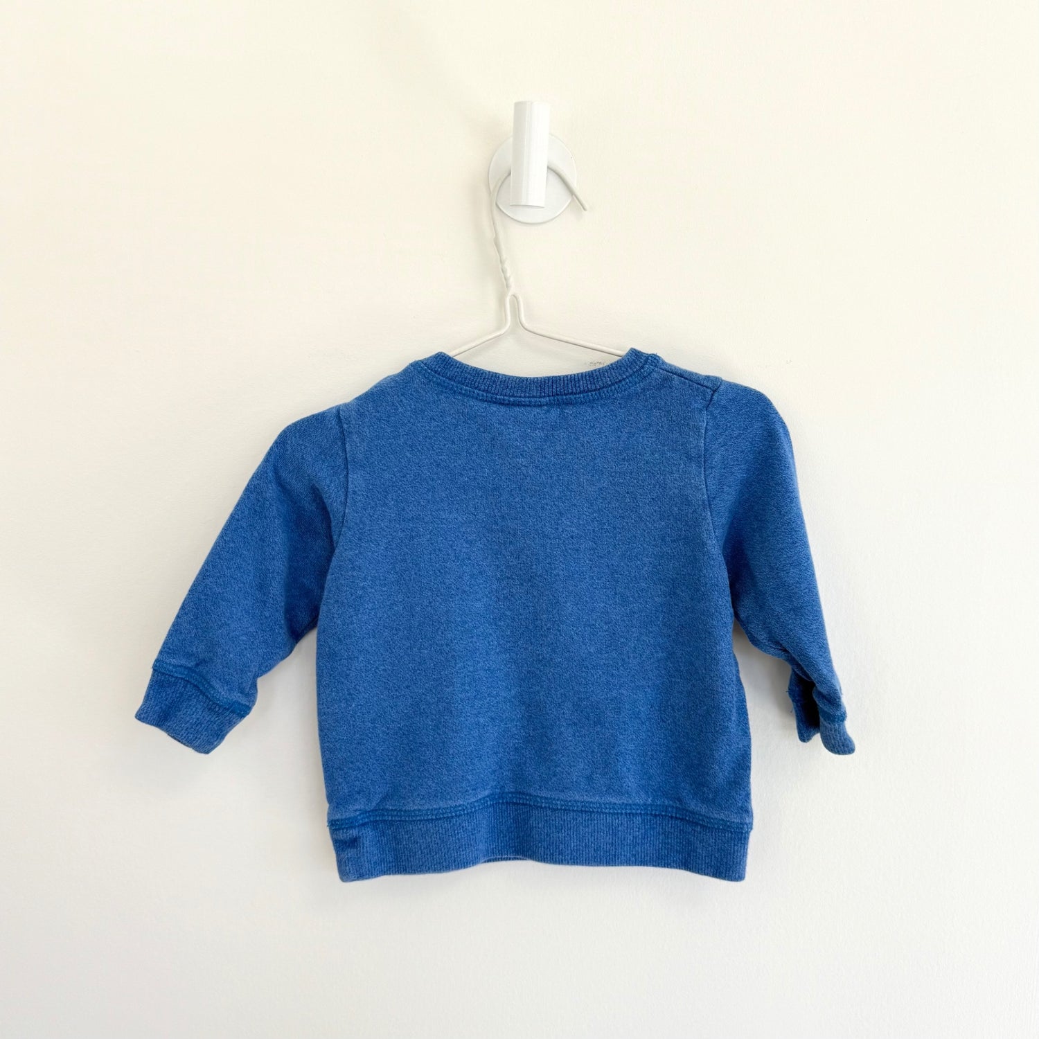 H&amp;M Sweatshirt 4-6 months
