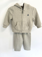 GAP 2pc set 3-6 months