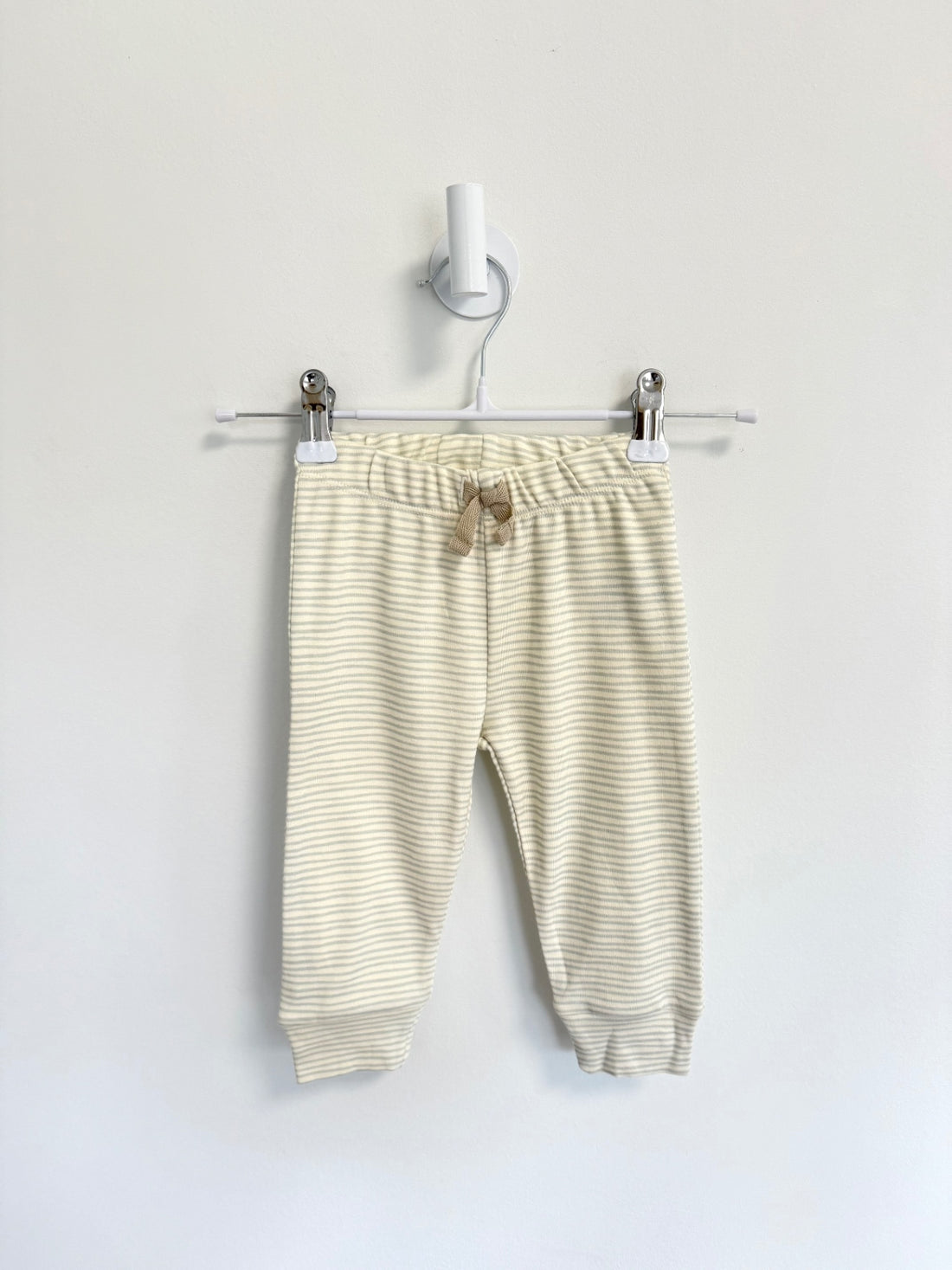 Pehr bottoms 3-6 months