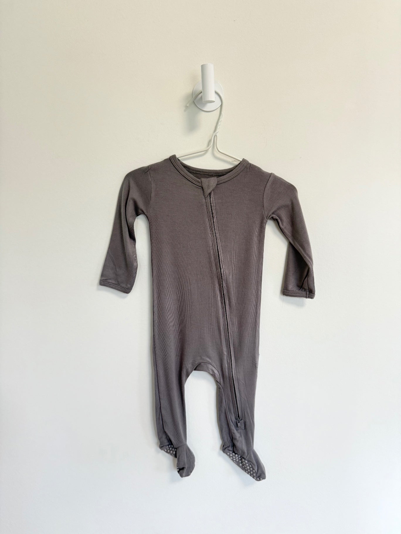 Sleepwear 6-9 months