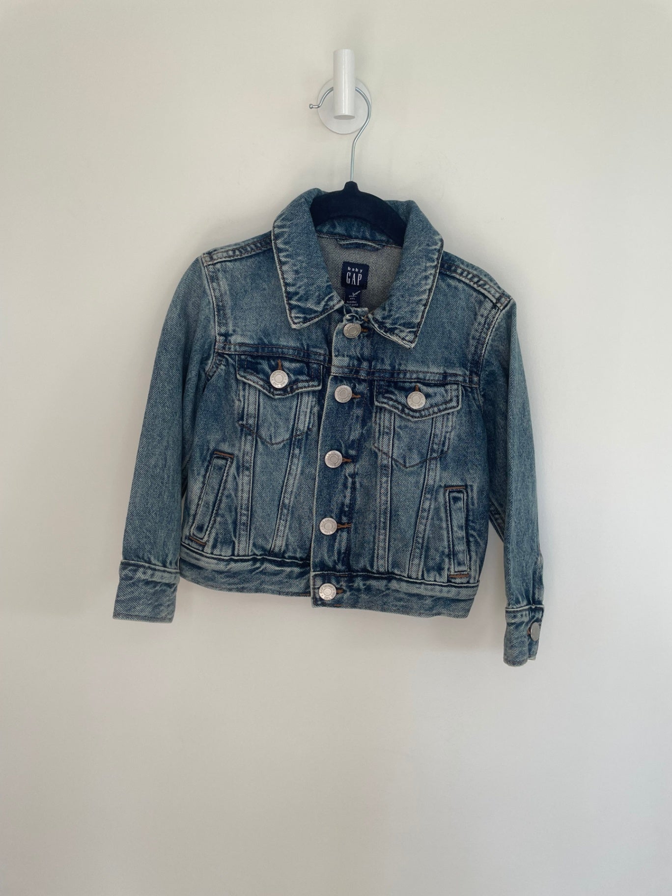 GAP Jacket 2 years Medium wash denim