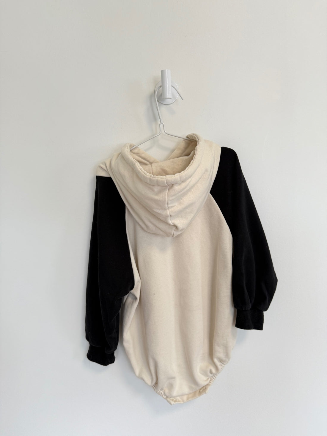 Play Bundle Jessyca kids Bodysuit Hoodie 3-4 years