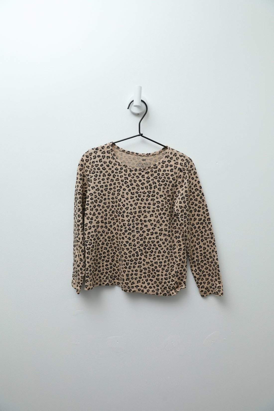 H&M Top 4-6 years Beige with Black Leopard Print