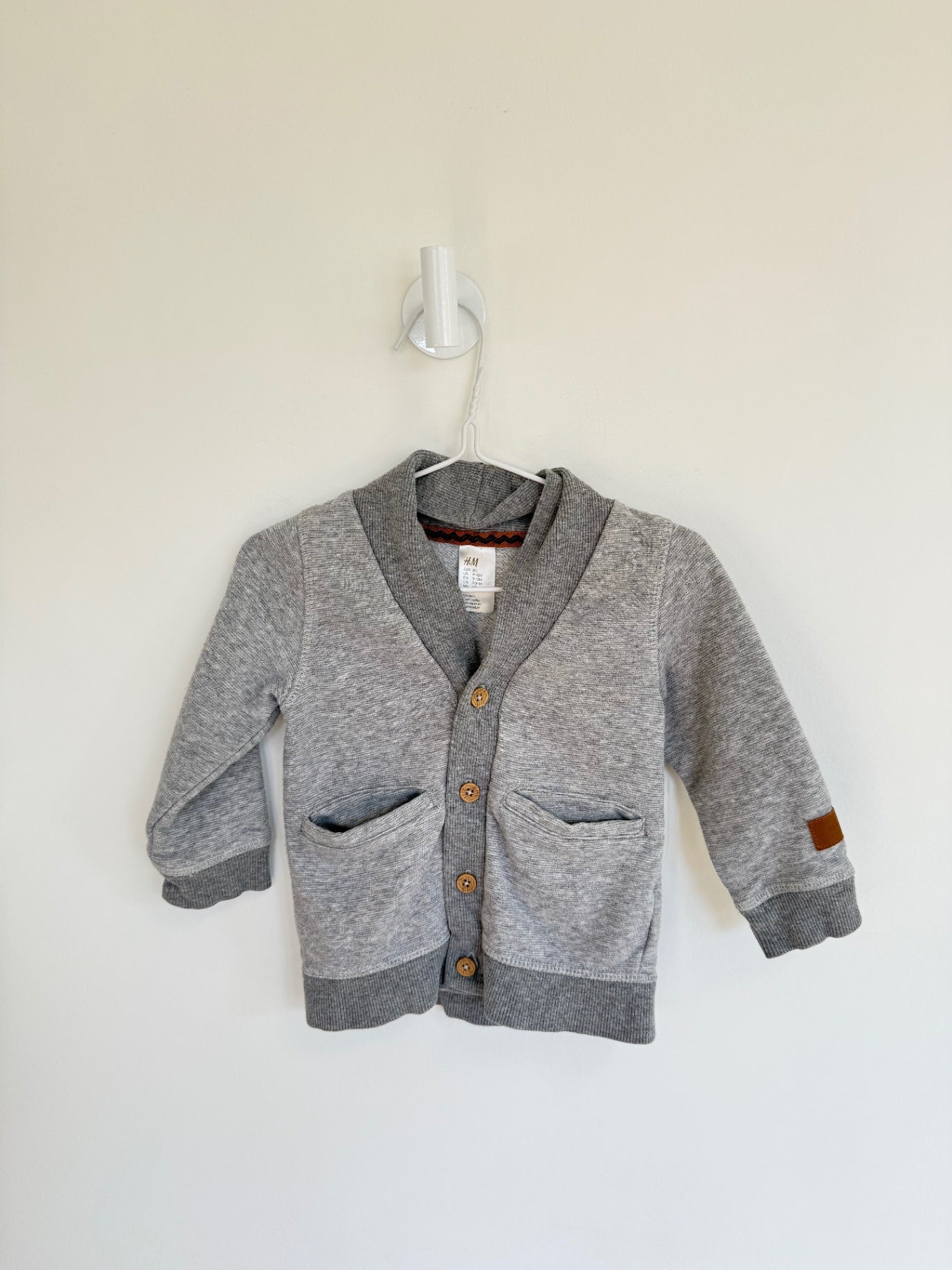 H&amp;M Sweater 9-12 months 