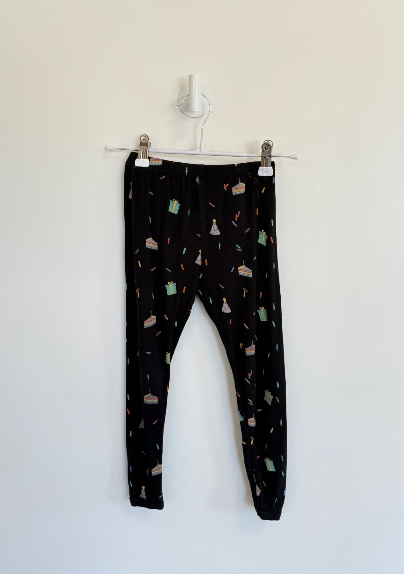 Kyte Birthday Pajamas 2pc Set  5T