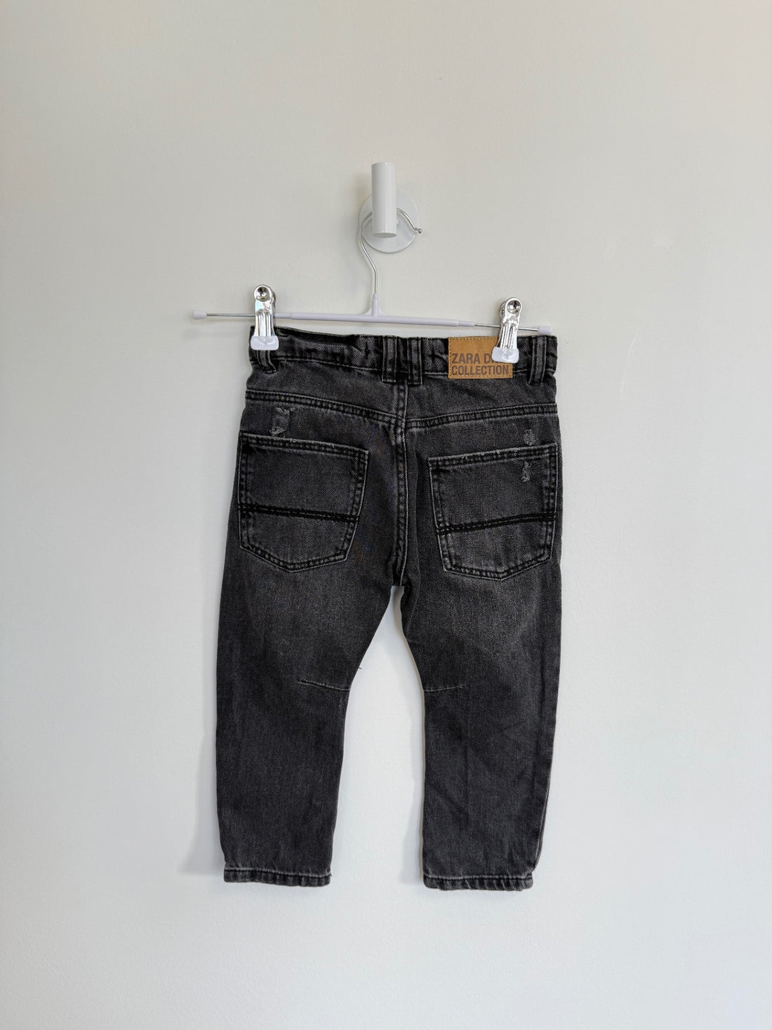 Zara Jeans 2-3 years Black