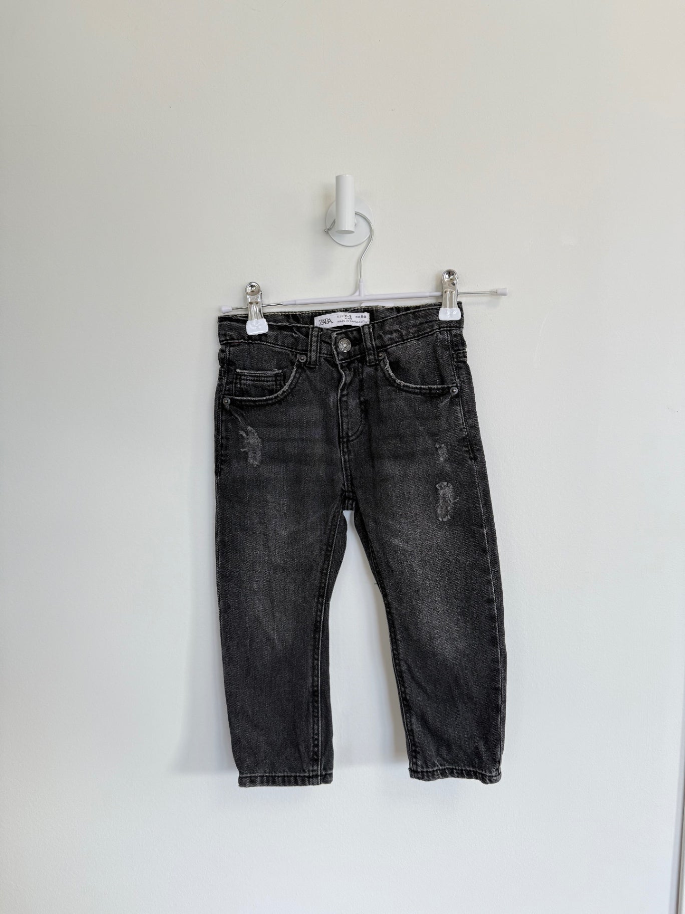 Zara Jeans 2-3 years Black