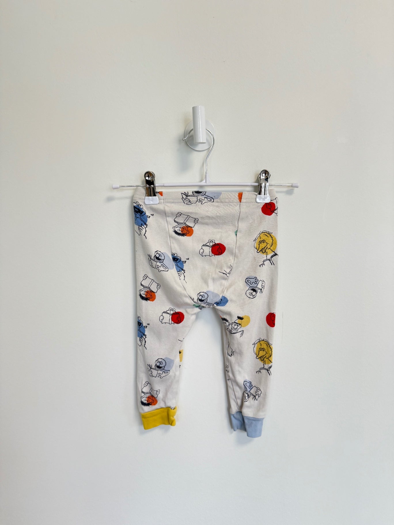 Play Bundle GAP Pajamas 18-24 months