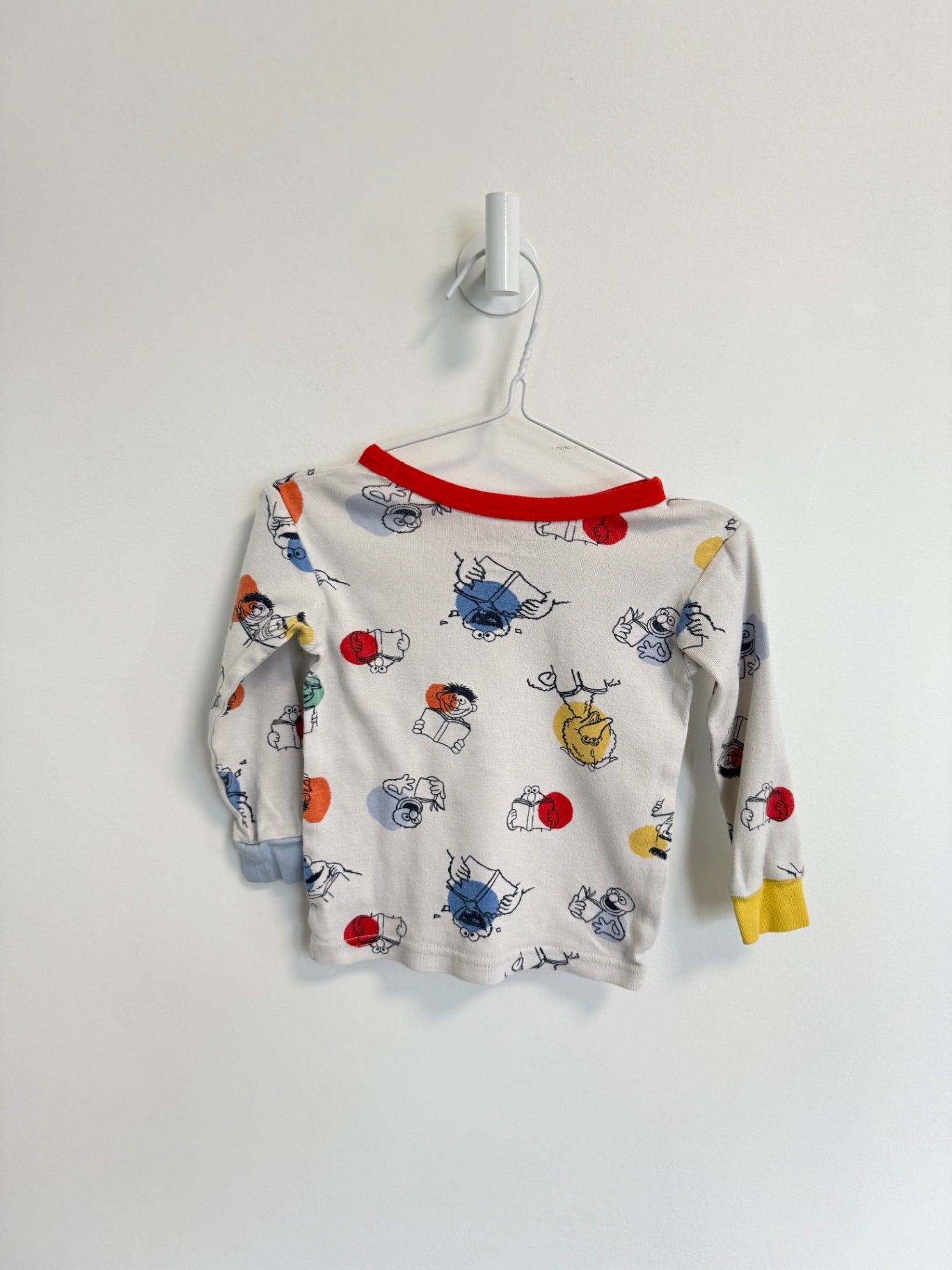Play Bundle GAP Pajamas 18-24 months
