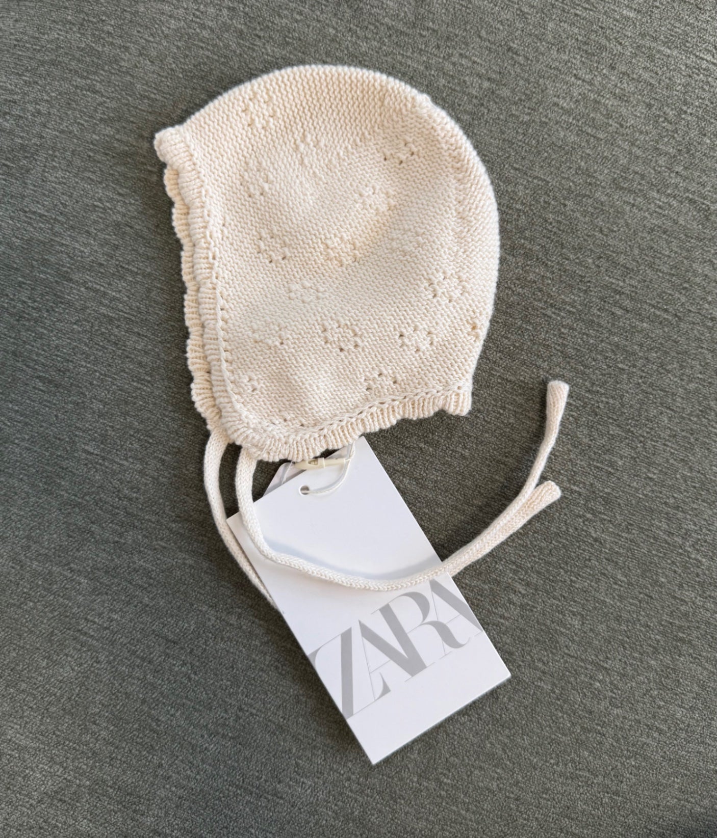 Zara Hat 0-3 Months Cream