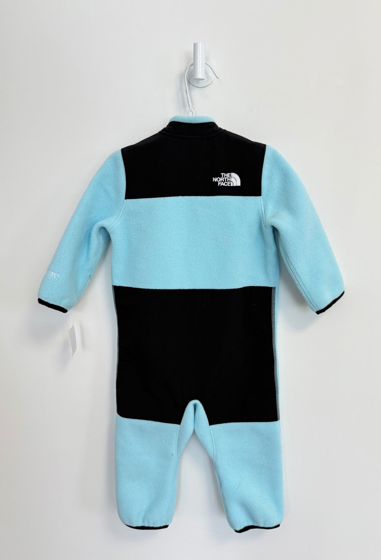 The North Face Outerwear- Bunting Suit 12-18 months