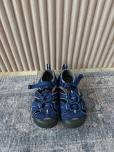 Keen CNX Sandals Footwear Size 12