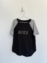 Nike T-Shirt Small 