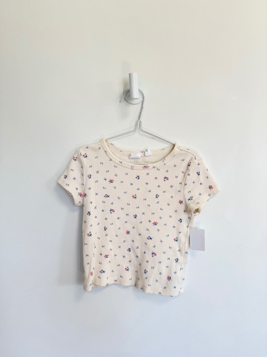 Gap T-Shirt 6-7 years White w/flowers