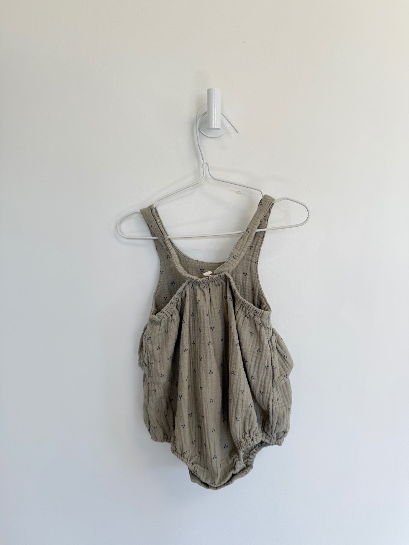 Quincy Mae Romper 18-24 months Sage