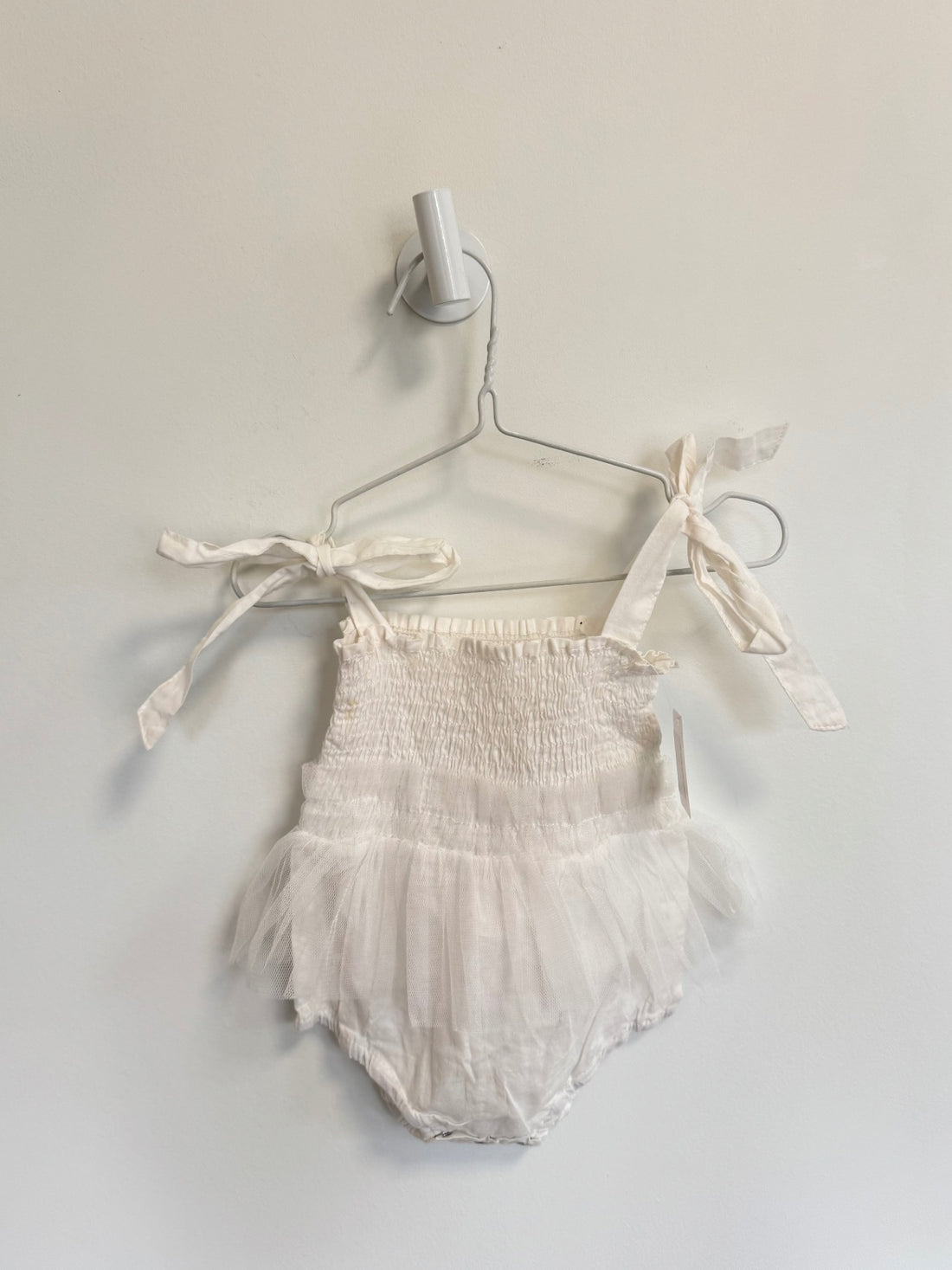 Unknown Romper 9-12 months White