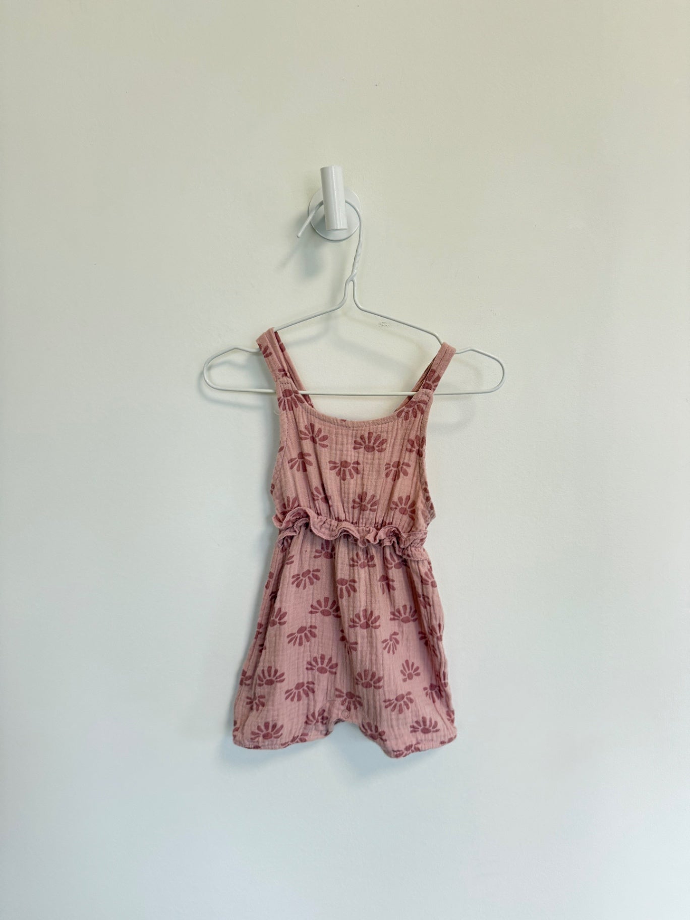 Emily &amp; Oliver romp 6-9 months Pink