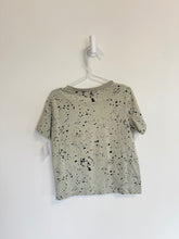 H&M T-Shirt 4-6 years Sage w/black speckles