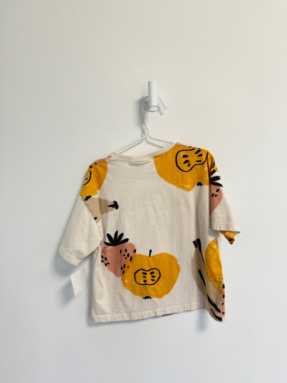 Zara T-Shirt 5-6 years Cream w/veg