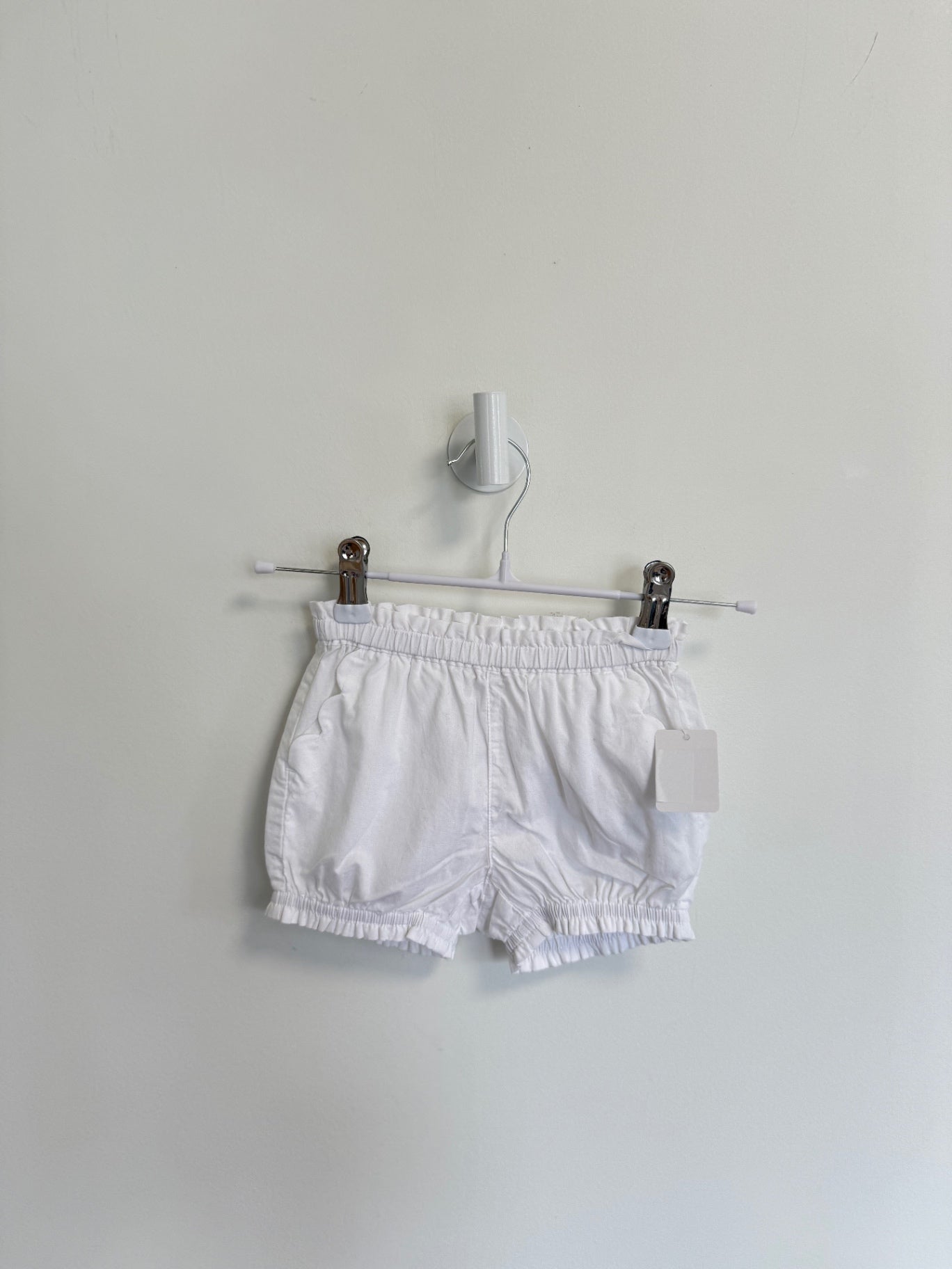 baby Gap Shorts 6-12 months White