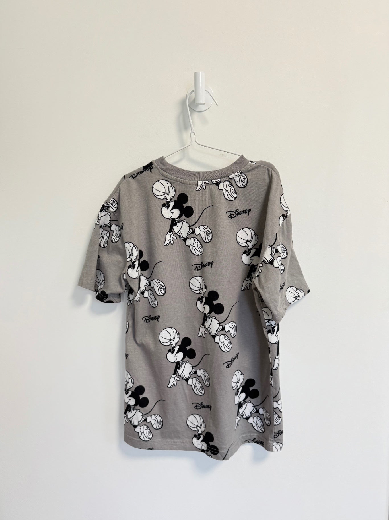 H&amp;M T-Shirt 8-10 years Grey Mickey Mouse