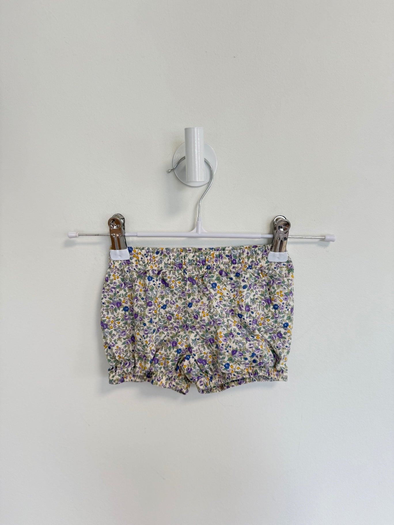 Nest &amp; Nurture Shorts 6-12 months floral