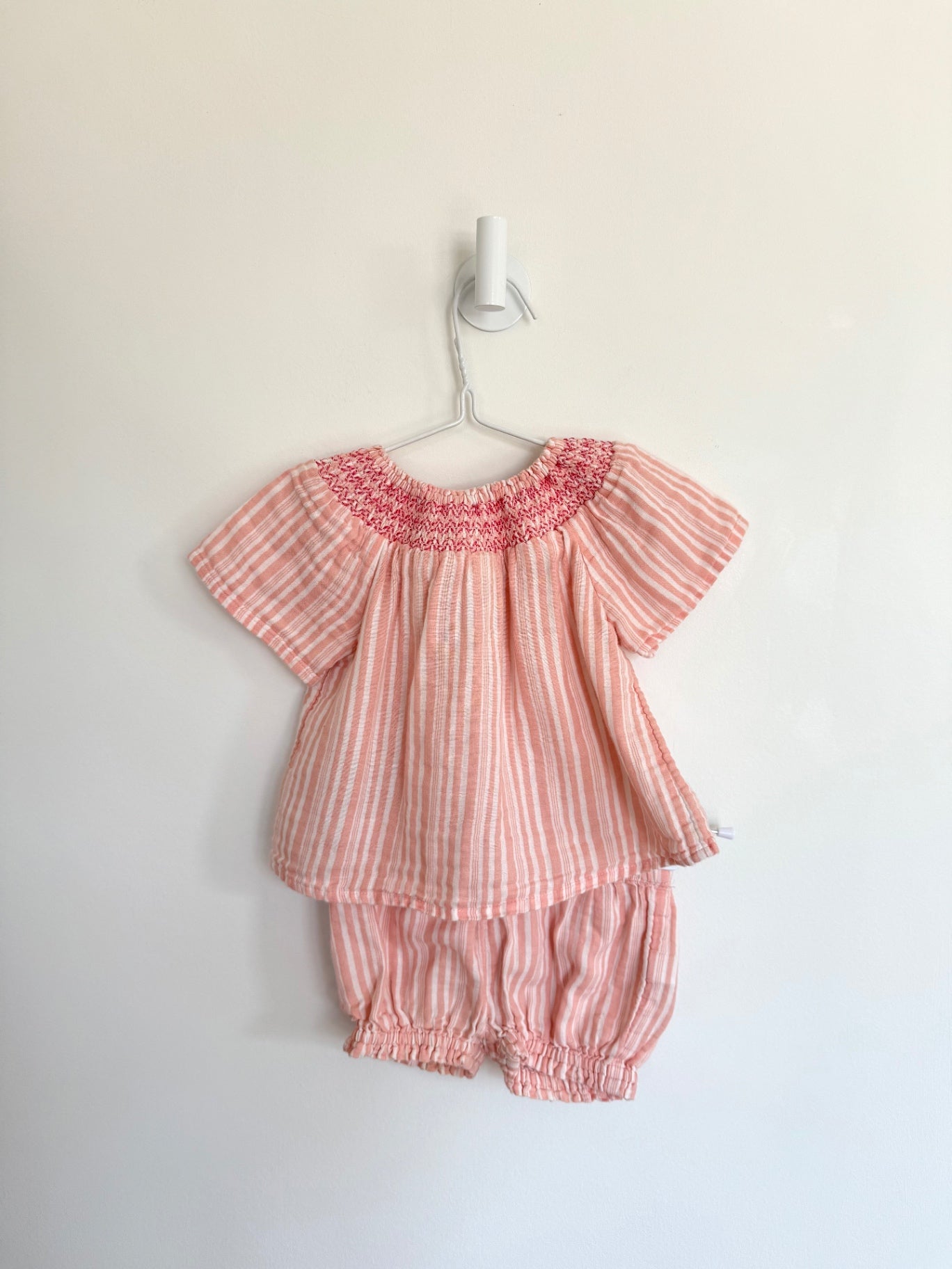 Tucker Tate 2 pc set 6 months Pink