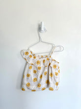baby Gap Top 6-12 months White w/yellow flowers