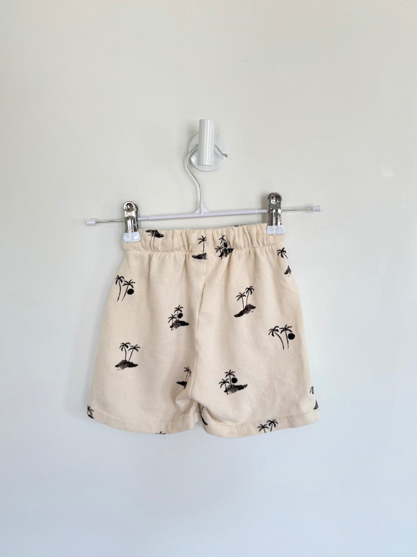 Zara Shorts 3 years Cream with palms